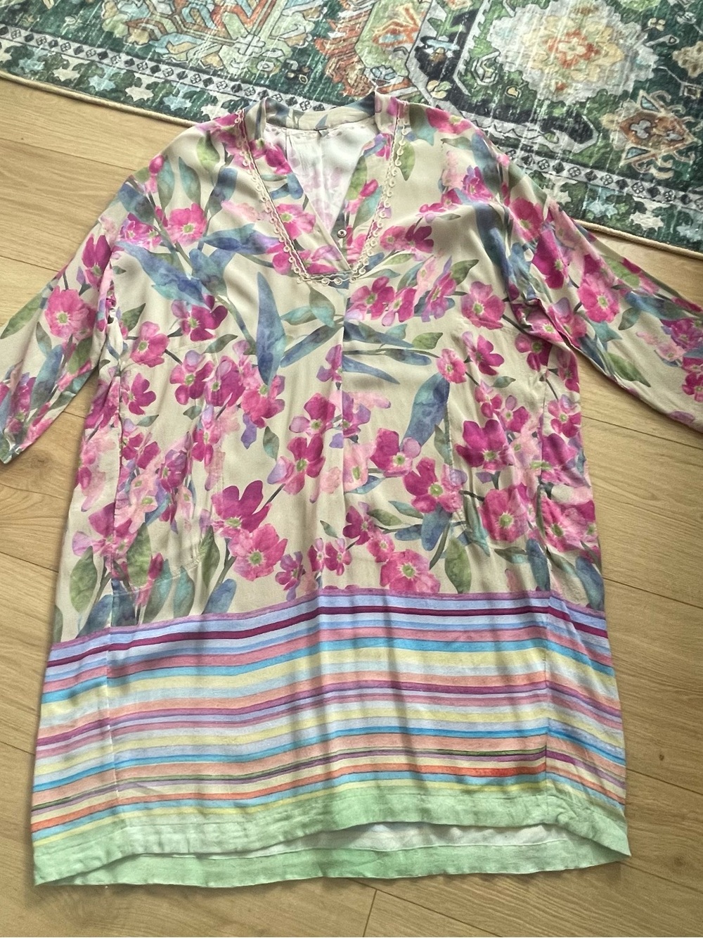 BLANK by Antropologie size medium V-Neck Tunic multicolor floral woman's dress
